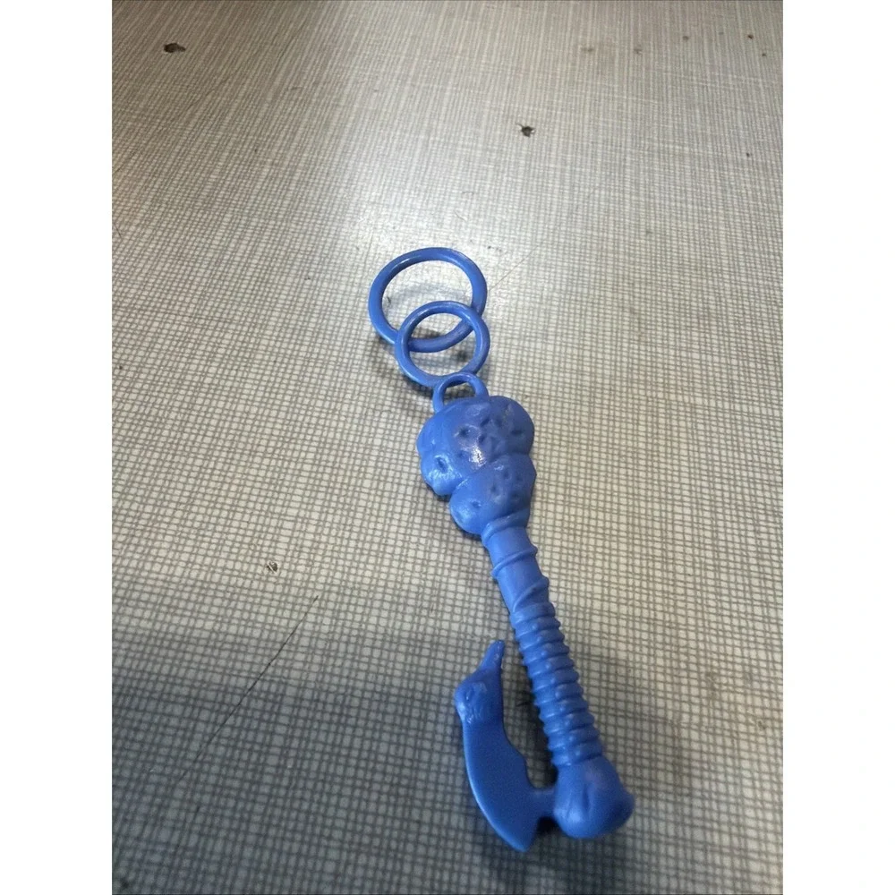 Vintage 1996 Playmates Primal Rage Vertigo Blue Key Axe Accessory
